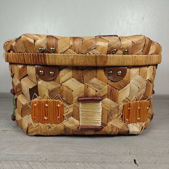 Vintage Handwoven Wicker Sewing Basket With Lid & Decorative Accents - Picture 4 of 11